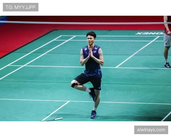 李梓嘉比赛结束秒变“理工宅”，路边买泡面被认出尴尬爆棚！